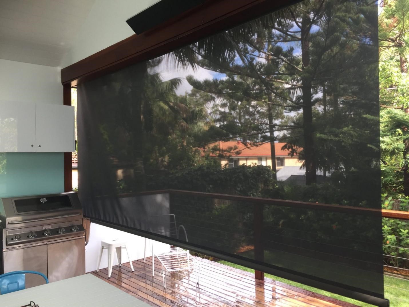 shut-it-solutions-brisbane-ipswich-toowoomba-sunshine-coast-gold-coast-tweed-heads-northern-rivers-crank-straight-drop-outdoor-blinds