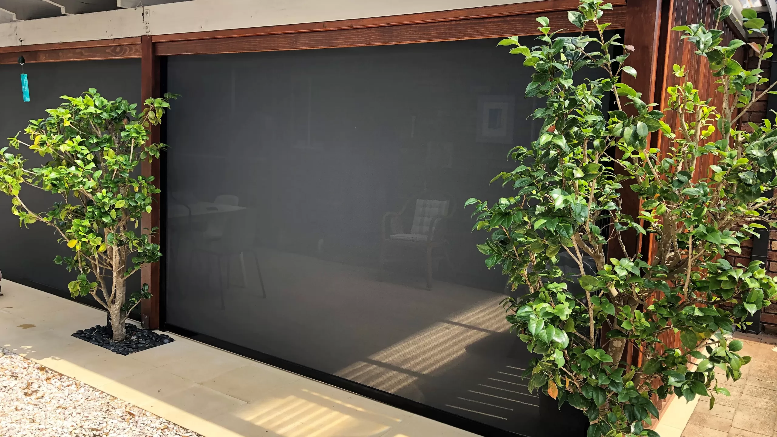 shut-it-solutions-brisbane-ipswich-toowoomba-sunshine-coast-gold-coast-tweed-heads-northern-rivers-heavy-duty-side-channel-outdoor-blinds