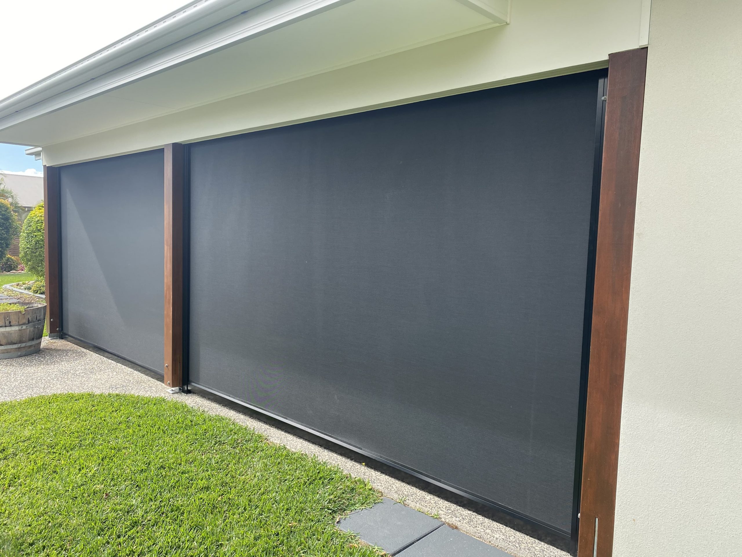 shut-it-solutions-brisbane-ipswich-toowoomba-sunshine-coast-gold-coast-tweed-heads-northern-rivers-heavy-duty-side-channel-outdoor-blinds