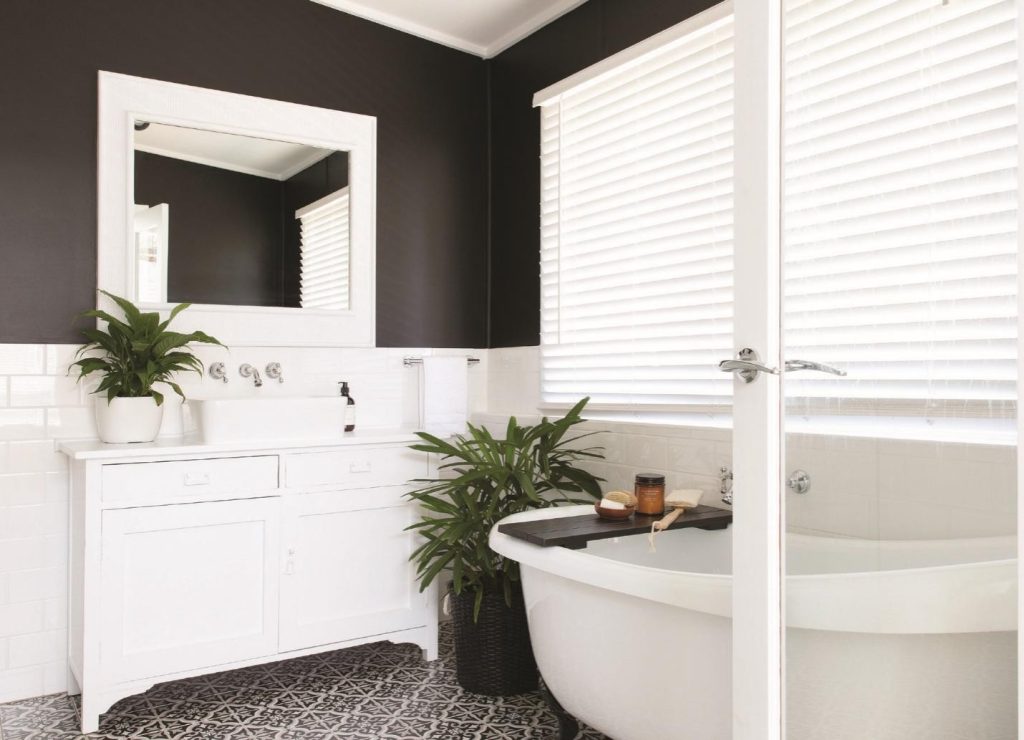 venetian-blinds-brisbane-sunshine-coast-gold-coast-shut-it-solutions1 venetian-blinds-brisbane-sunshine-coast-gold-coast-shut-it-solutions